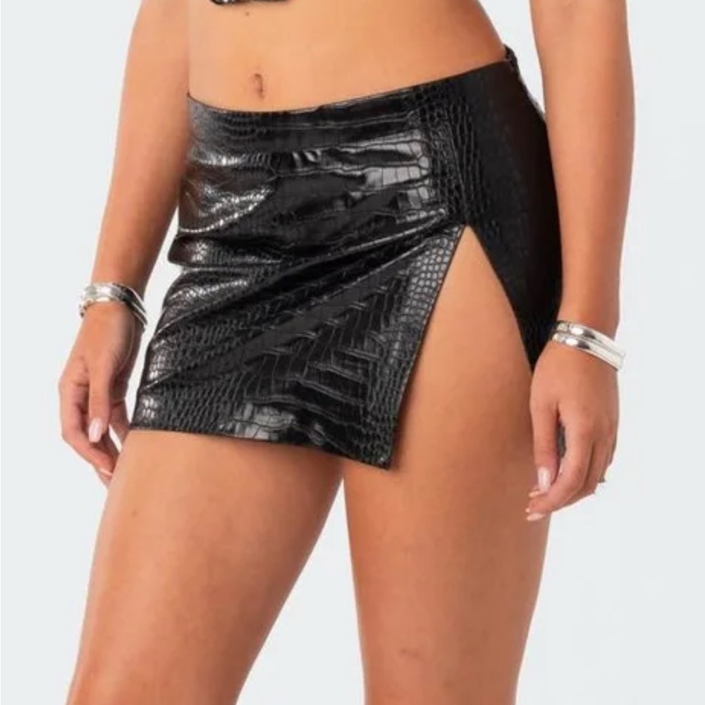 EDIKTED Black Faux Leather Mini Skirt